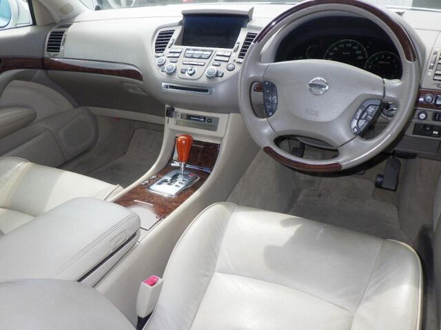 صورة 3 لـ 2005 Nissan PRESIDENT