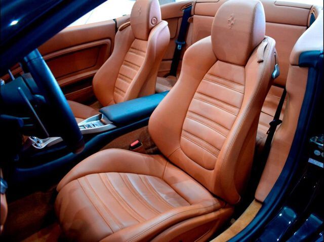 2010 Ferrari CALIFORNIA 缩略图 4