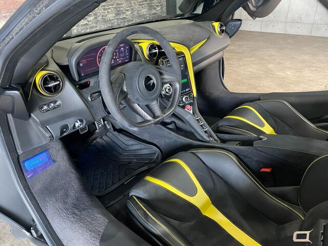 2019 Mclaren 720S — миниатюра 3