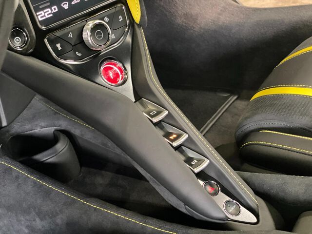 2019 Mclaren 720S — миниатюра 6