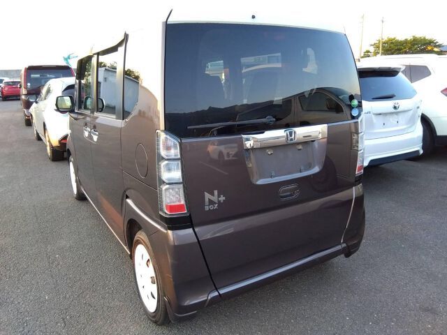 2012 Honda N-BOX+ 照片 2