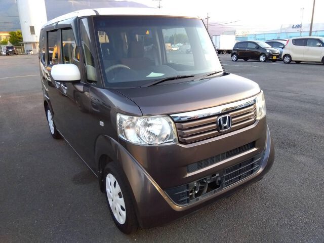 2012 Honda N-BOX+ 照片 4