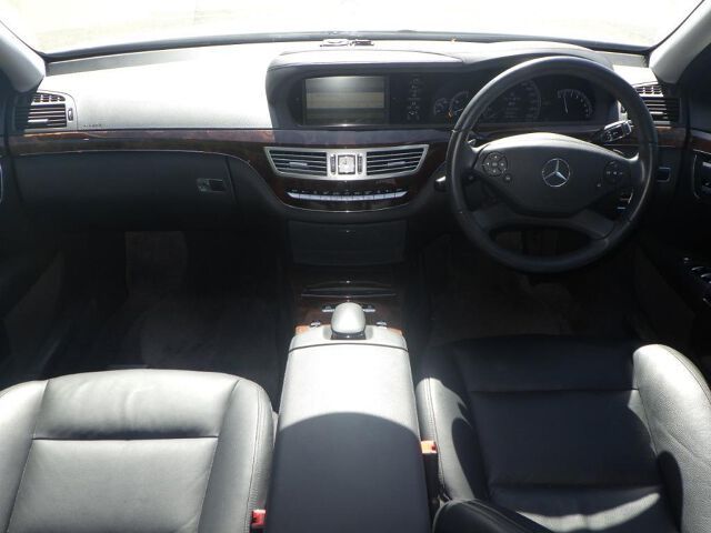 2010 Mercedes-BENZ S-CLASS — миниатюра 3