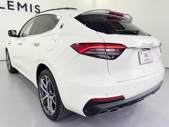 2021 Maserati LEVANTE 缩略图 2