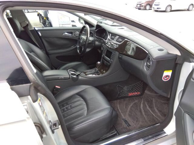 صورة مصغرة 4 لـ 2005 Mercedes-BENZ CLS