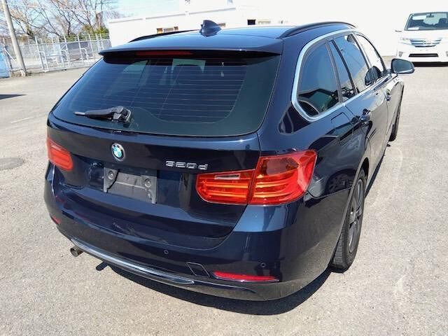 2015 BMW 3 SERIES photo 2