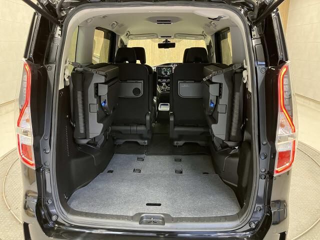 2022 Nissan SERENA thumbnail 10