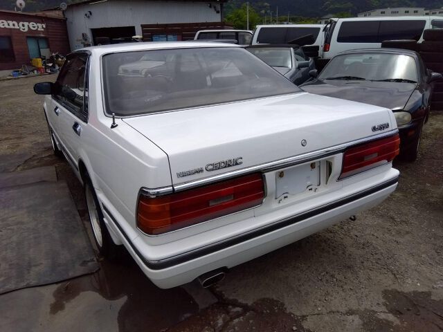 1991 Nissan CEDRIC — фото 5