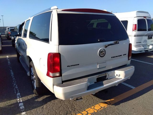2011 Cadillac ESCALADE 缩略图 5