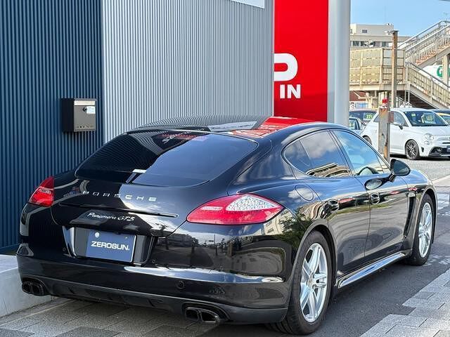صورة مصغرة 2 لـ 2012 Porsche PANAMERA
