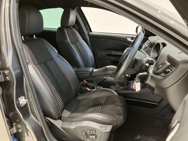 2012 ALFA Romeo GIULIETTA 照片 4
