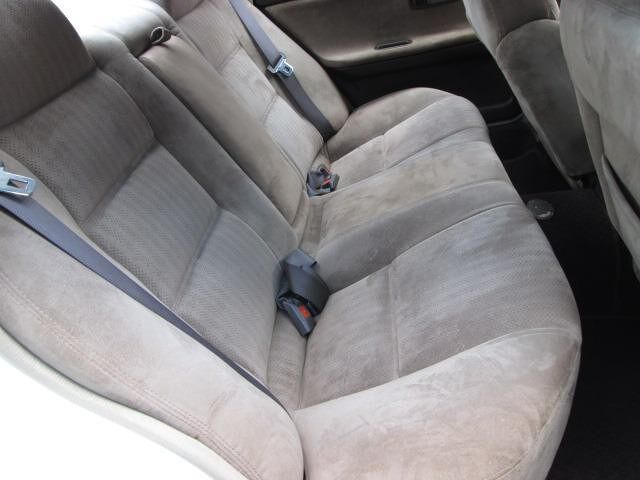 1991 Nissan LAUREL 照片 7