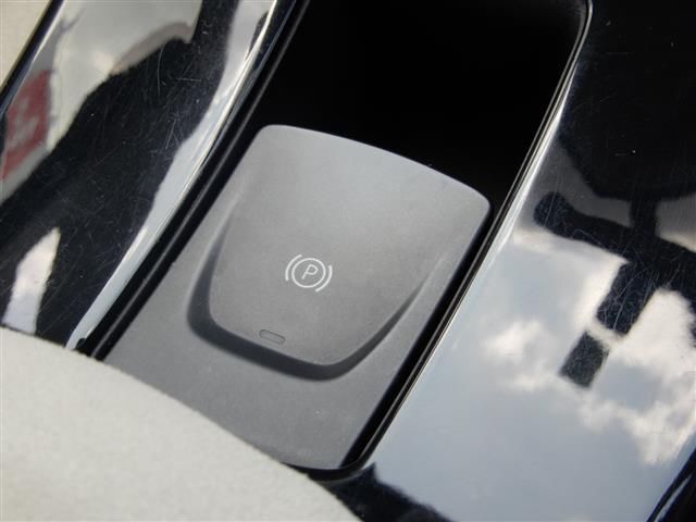 2012 Nissan LEAF — миниатюра 14