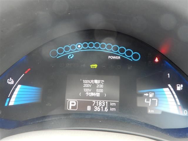 صورة 9 لـ 2012 Nissan LEAF