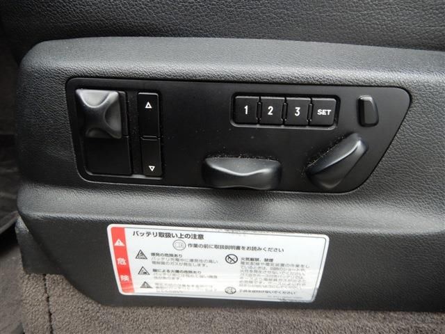 2005 Porsche CAYENNE — миниатюра 12