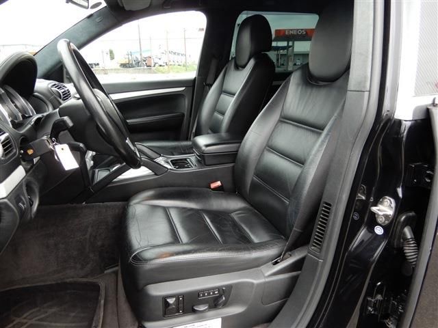 2005 Porsche CAYENNE — миниатюра 11