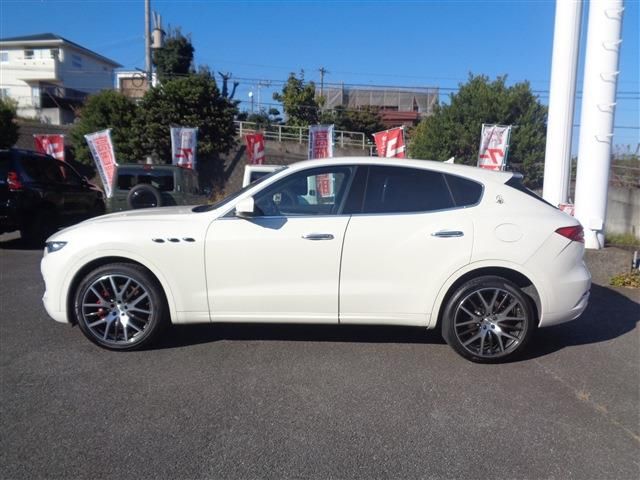 صورة 3 لـ 2016 Maserati LEVANTE