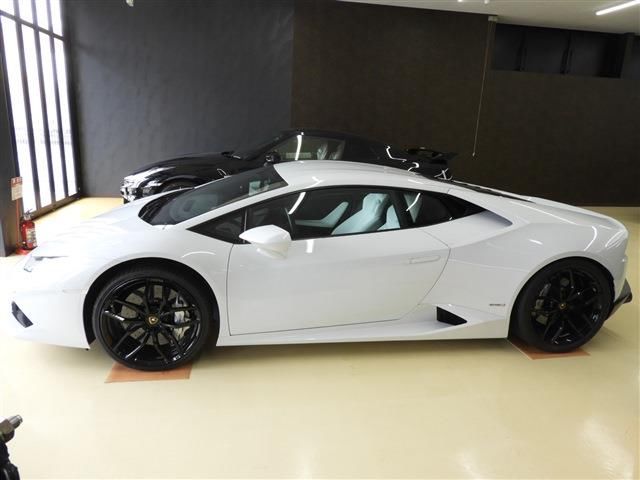 صورة 9 لـ 2016 Lamborghini HURACAN