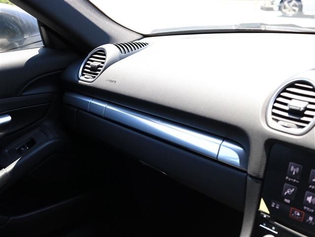 صورة مصغرة 25 لـ 2021 Porsche 718 CAYMAN