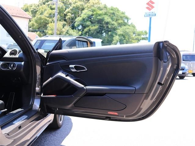 صورة مصغرة 11 لـ 2021 Porsche 718 CAYMAN
