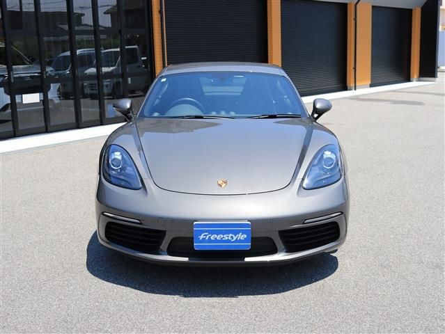 صورة مصغرة 3 لـ 2021 Porsche 718 CAYMAN