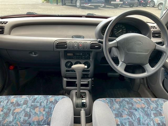 1996 Nissan MARCH 照片 9