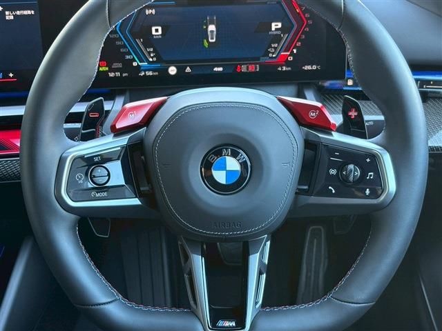 2025 BMW M5 — фото 9
