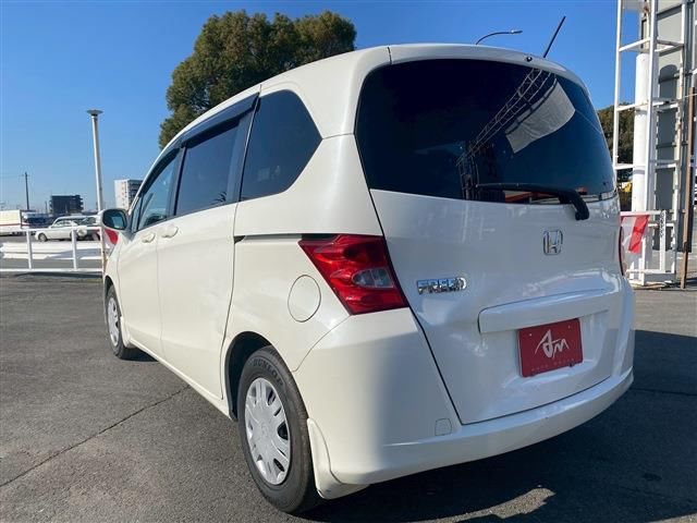 2008 Honda FREED — фото 8