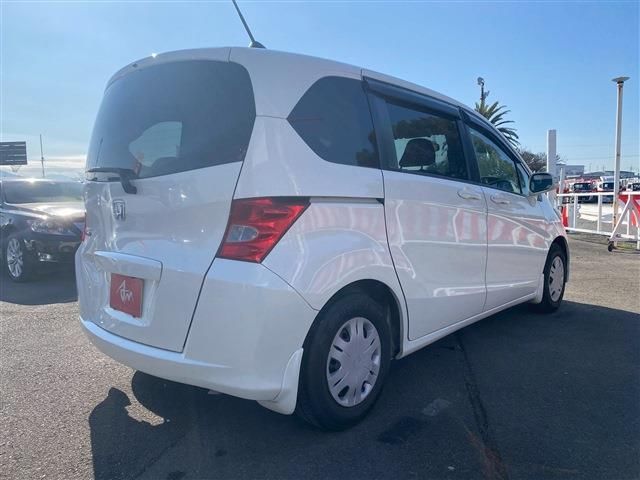 2008 Honda FREED — фото 6