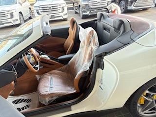 2025 Ferrari ROMA 缩略图 12