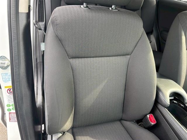 صورة مصغرة 11 لـ 2013 Honda VEZEL