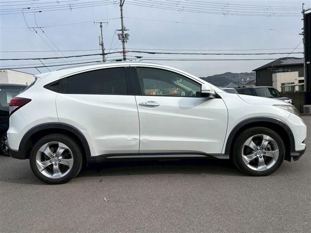 صورة 6 لـ 2013 Honda VEZEL