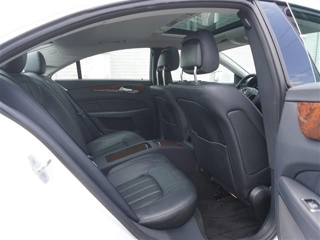 2011 Mercedes-BENZ CLS — миниатюра 14