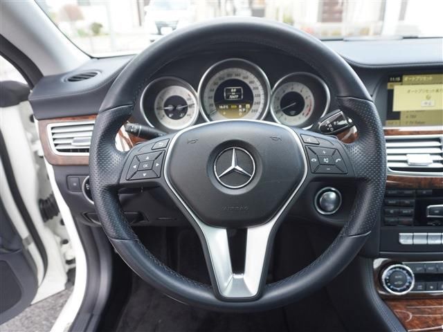 2011 Mercedes-BENZ CLS — миниатюра 9
