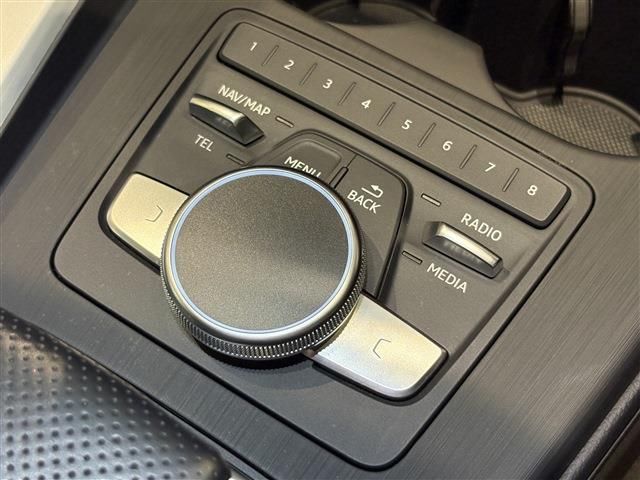صورة مصغرة 28 لـ 2016 AUDI A4 AVANT