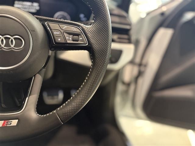 صورة مصغرة 14 لـ 2016 AUDI A4 AVANT