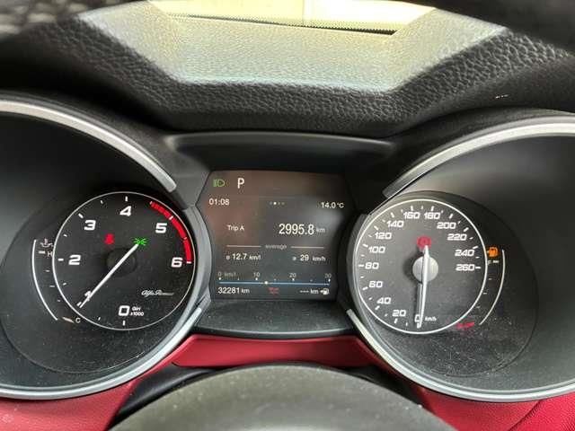 صورة مصغرة 17 لـ 2020 ALFA Romeo STELVIO