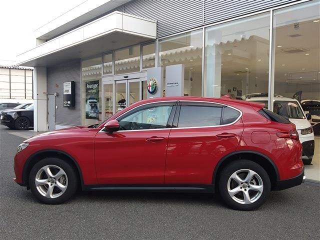 صورة مصغرة 8 لـ 2020 ALFA Romeo STELVIO