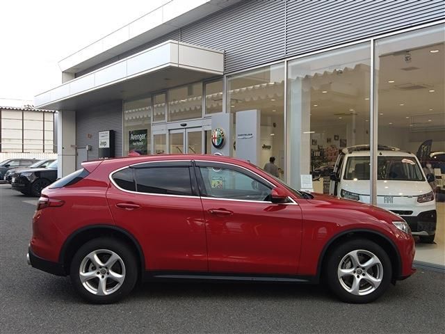 صورة مصغرة 4 لـ 2020 ALFA Romeo STELVIO