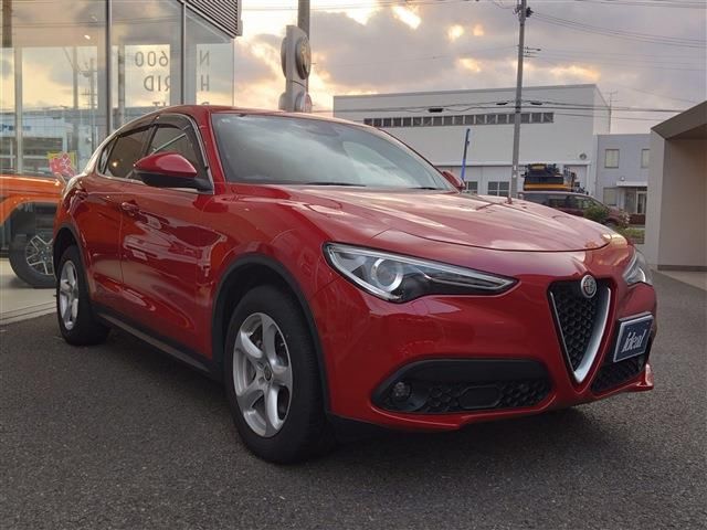 صورة مصغرة 3 لـ 2020 ALFA Romeo STELVIO