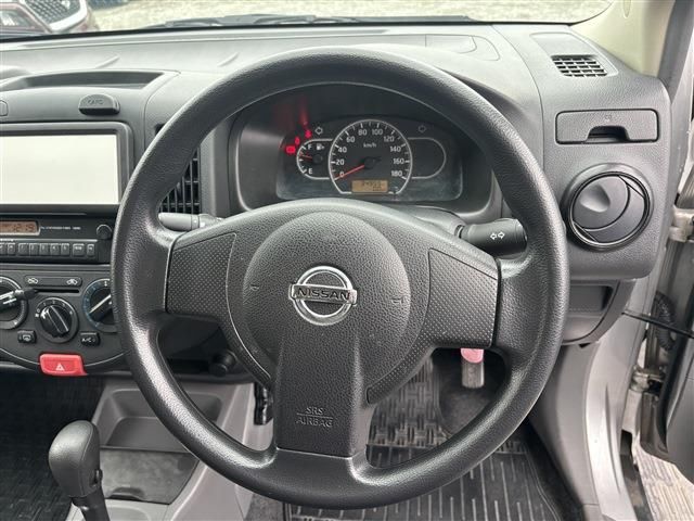 2014 Nissan AD — миниатюра 20