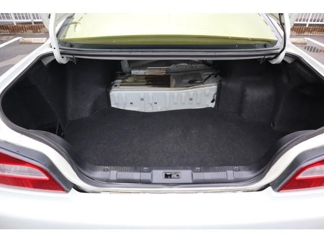 1999 Nissan LAUREL 缩略图 9