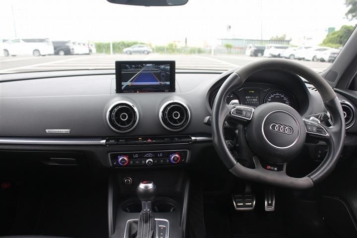 صورة مصغرة 16 لـ 2015 AUDI RS3 SPORTBACK