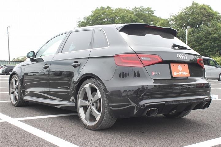 صورة مصغرة 22 لـ 2015 AUDI RS3 SPORTBACK