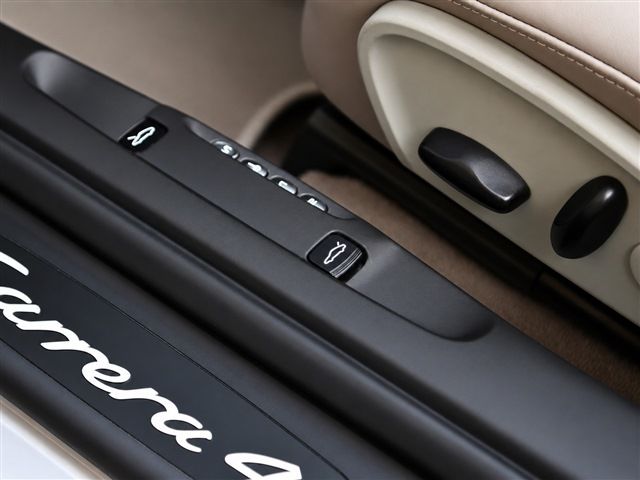 صورة مصغرة 18 لـ 2003 Porsche 911