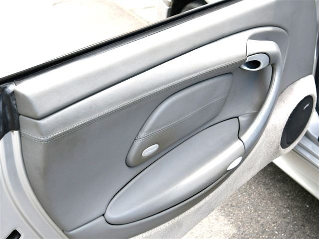 صورة مصغرة 22 لـ 2003 Porsche 911