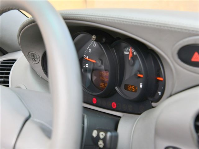 صورة مصغرة 28 لـ 2003 Porsche 911