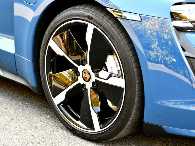 2021 Porsche TAYCAN 缩略图 7