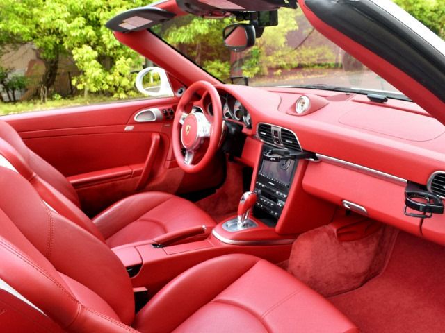 2010 Porsche 911 — миниатюра 27