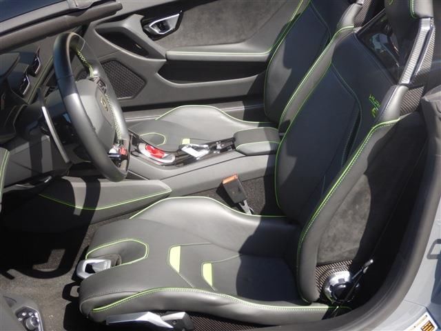 صورة مصغرة 17 لـ 2021 Lamborghini HURACAN